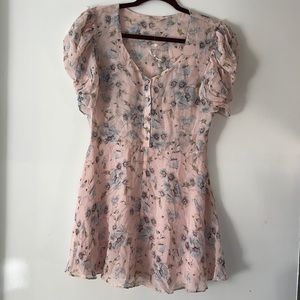 Never worn before,Silk,LoveShackfancy short summer dress. Size M.Floral pattern.